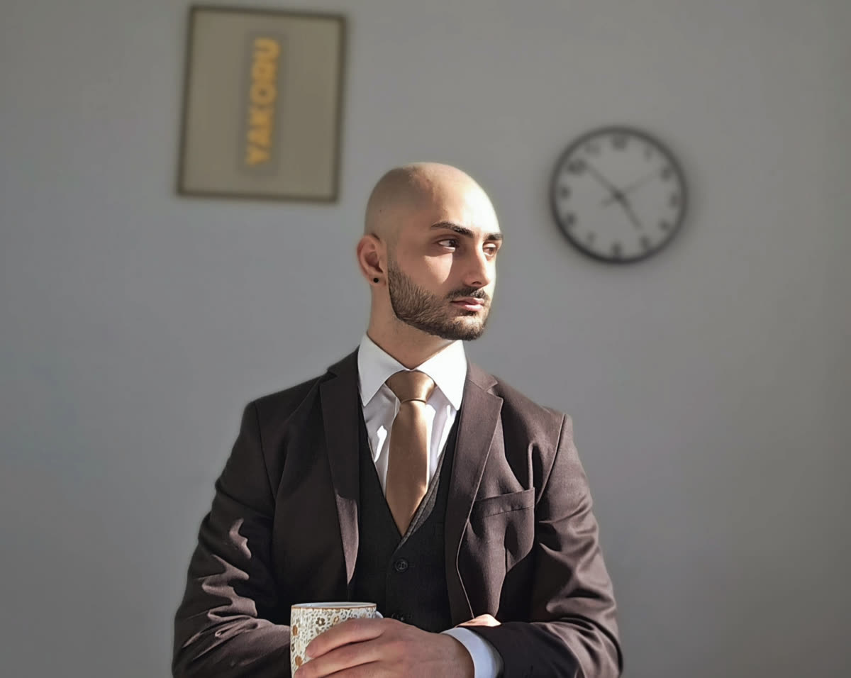 Portrait of Kevin Yako
